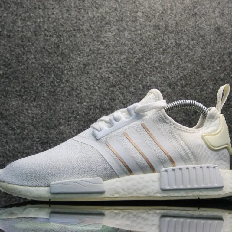 ADIDAS NMD R1 SNEAKER