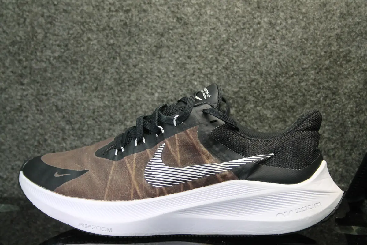 Winflow NIKE AIR ZOOM WINFLOW - Stead Fast Shoes