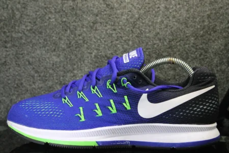 NIKE AIR ZOOM PEGASUS 33