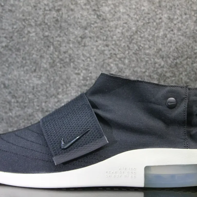 NIKE AIR FEAR OF GOD MOC