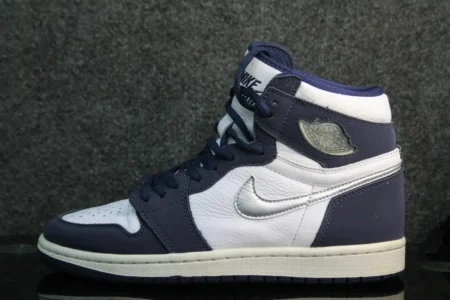 NIKE AIR JORDAN 1 RETRO HIGH OG