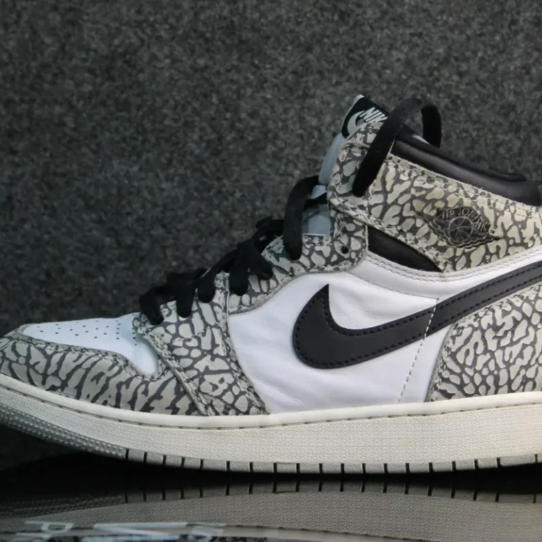 NIKE AIR JORDAN 1 HIGH OG