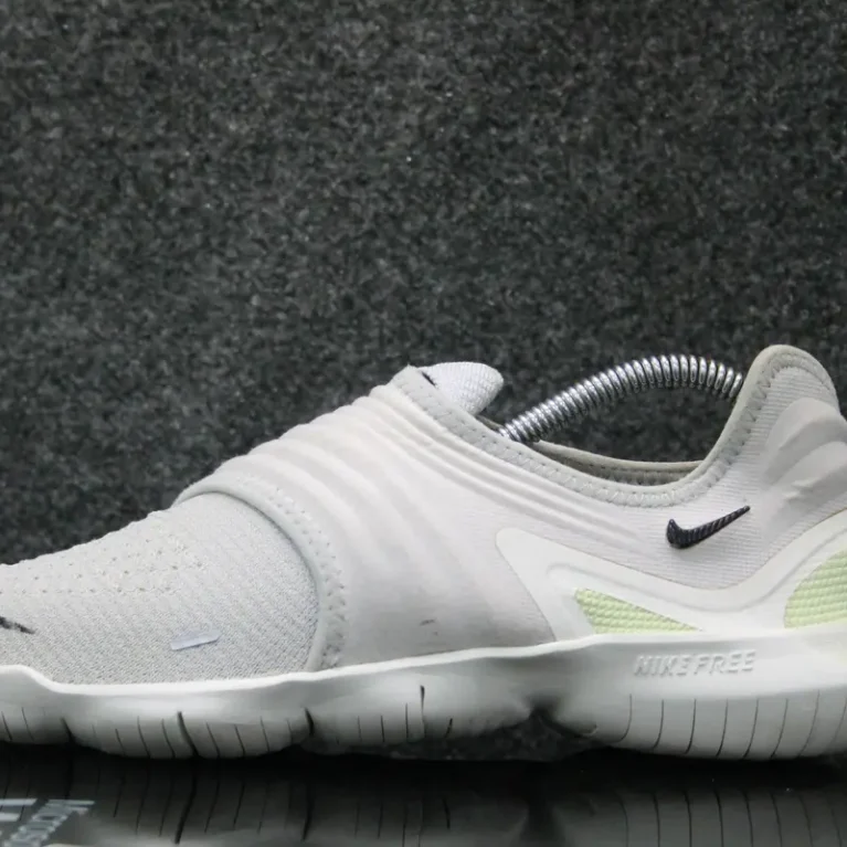 NIKE FREE RUN FLYKNITE 3.0