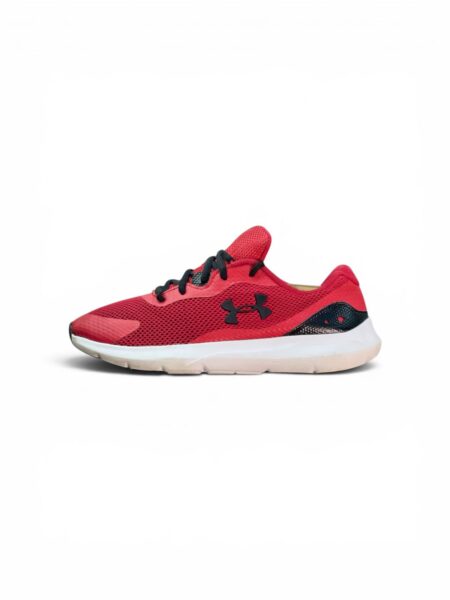 UNDER ARMOUR SURGE 3